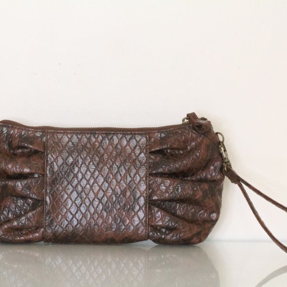 Clutch - Picture 4 of 6